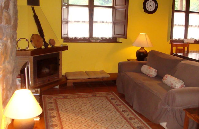 Alojamientos Rurales Valle de Bueida - Photo 15