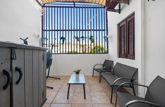 Otium Rentals Penthouse w 2 Terraces - Photo 28