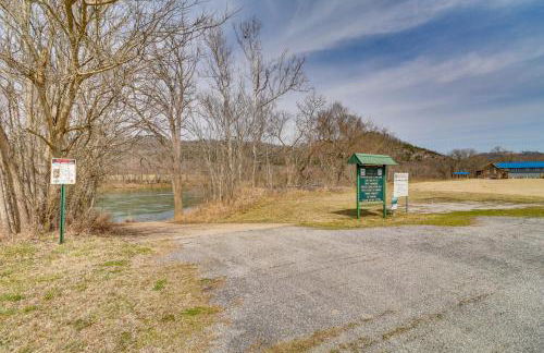 Peaceful Mountain Air Getaway with Fire Pit! - Foto 25