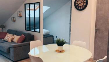 Le Loft 100 m de la gare - Foto 2