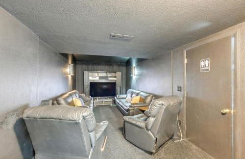 Expansive Flagstaff Family Retreat with Media Room! - Foto 3