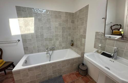 Maison provençale-piscine-jardin clôturé-8 pers - Foto 54