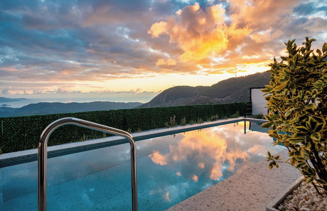 Villa Oxy & Seaview & Private Pool & Indoor Heated Pool - Foto 25