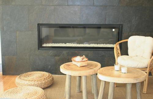 Charming Estoril Apt Beach 5 Min Walk - Photo 2