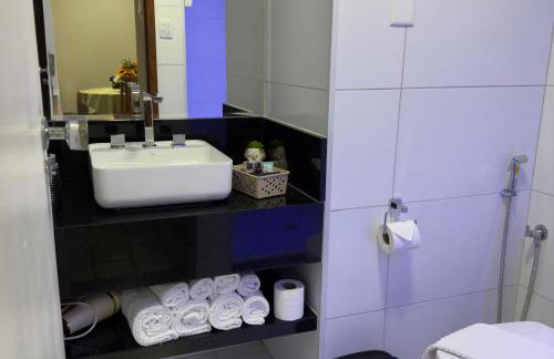 Excelente Flat no Circuito do Carnaval 216P - Foto 28