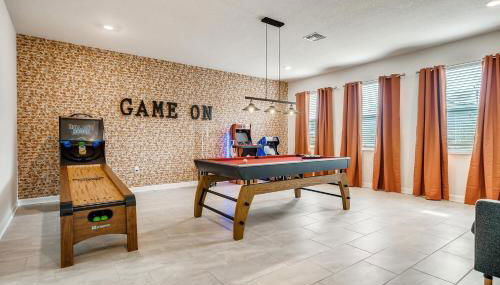 Stunning 6BR Home, Private Pool & Spa - 14 Guests - 4507 NL - Foto 2