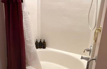 Midway Manor - Private Events, Weddings, Reunions - Foto 33