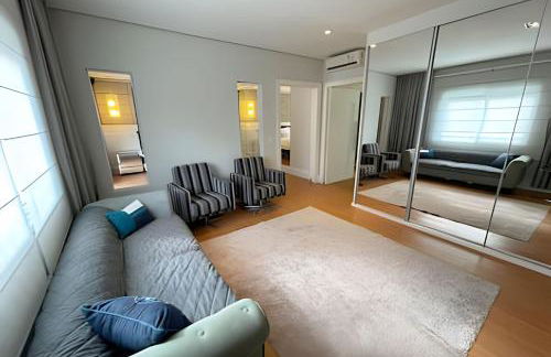 Mansão Cinematográfica em Condomínio- Granja Viana - Foto 12