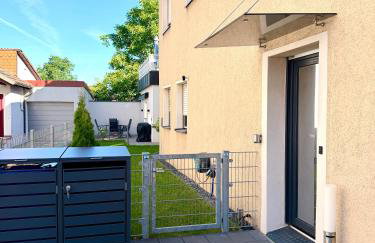 Ferienwohnung mit Garten und Parkplatz mitten in Neumarkt - Foto 1