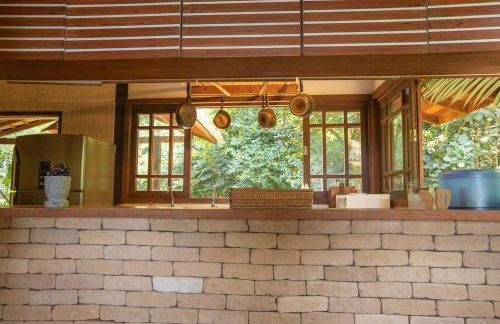 Vista espetacular, no meio da mata, com conforto - Foto 6