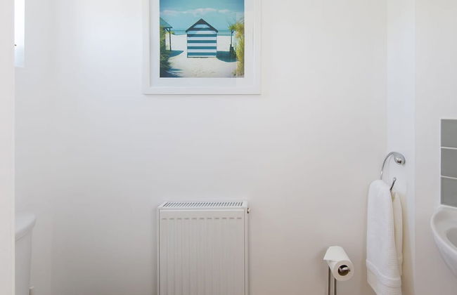 Newly Refurbished Seaside Escape - 5 Mins to Beach - Foto 15