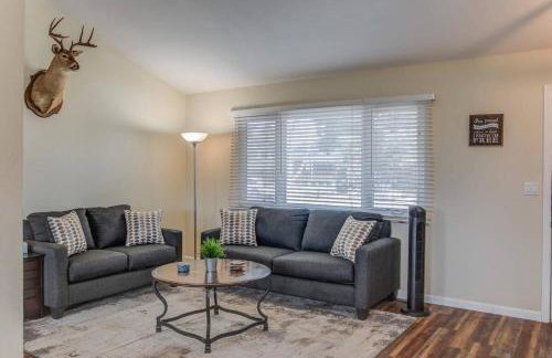 Spacious 4BD Dog-friendly Home near USAF Academy - Foto 24