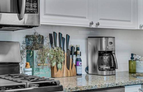 The Village Inn by Dakota Gal Digs - Foto 9