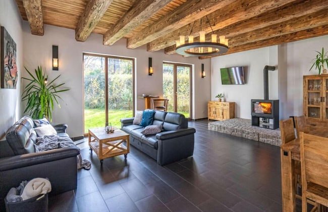 Beautiful Villa With Spacious Rooms - Foto 8