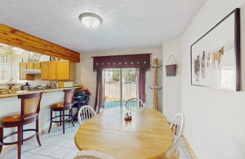 The Western Nest - Photo 7