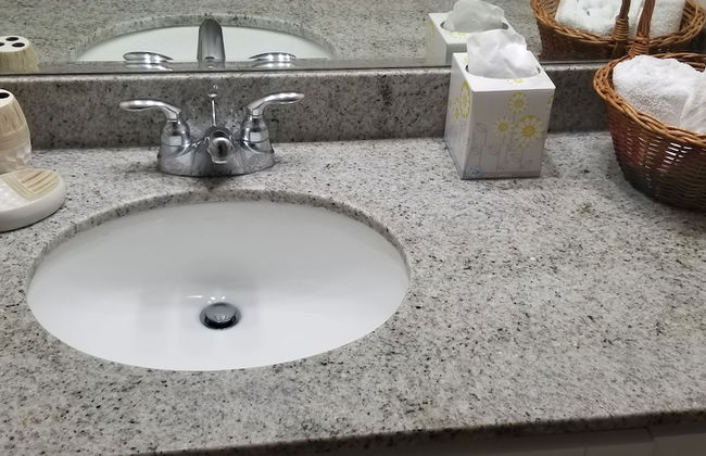 New Kingston Guest Apt at Kingsway - Foto 20