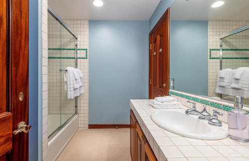 The Oaktree Estate by Fieldtrip 7 Acre Private Resort with Lake Pool Vineyard - Foto 33