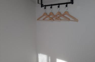 Casa con patio y chimenea en Piedralaves - Photo 20