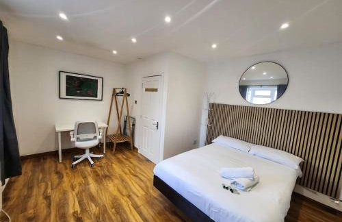 Spacious and bright one bedroom apartment - Foto 10