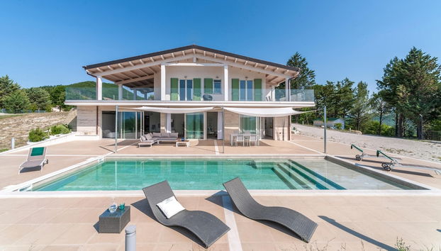 Villa Montefalcone 8 by Marche Holiday Villas - Foto 2, Habitación