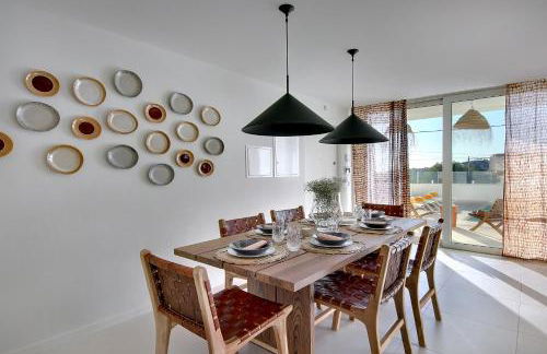 Casa do Pátio-Two Private Pools Villa- Rooftop & Panoramic Pool by DreamvillasAlbufeira - Foto 12