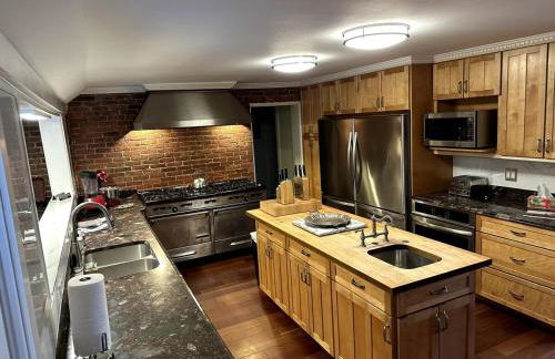 Luxurious Reading Farms Estate sleeps 46 - Photo 72