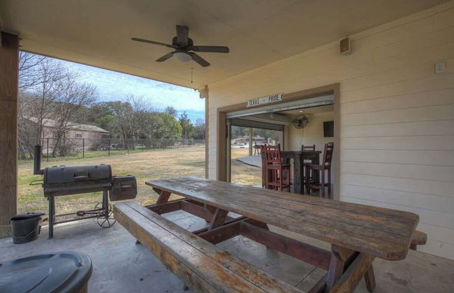 Let's Go Tubing! Awesome House-next to River! - Foto 34