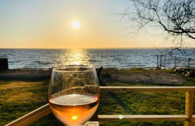 Waterfront Designer Retreat! Stunning Sunsets! Less than 5 minutes to the beach! - Foto 41