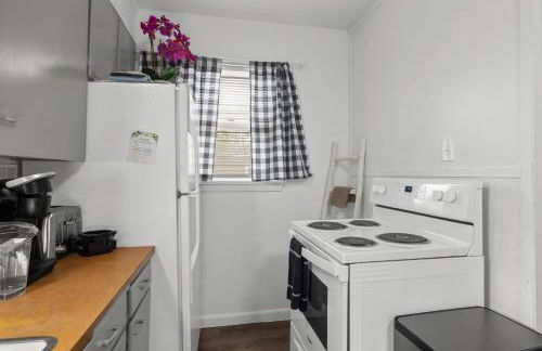 Bo's Big Green Charming Retreat Hot Tub Games - Foto 29