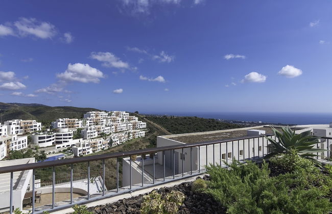 Great Penthouse Near Beach - Photo 19