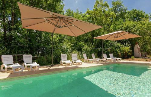 Spacious farmhouse with private heated pool in a rustic garden - Foto 50