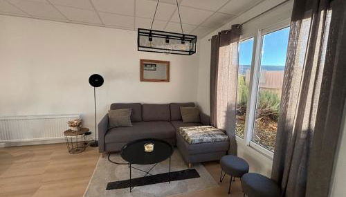 Appartement T2 avec terrasse - Photo 3