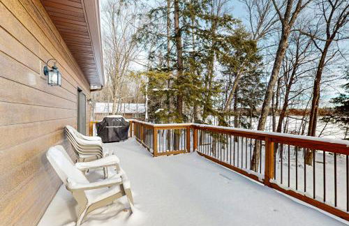 The Lake House - Photo 3