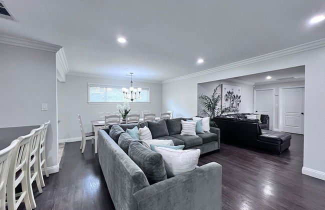 Dazzling 5 Bedroom Pool Home 1/4 Mile To Disney - Foto 17