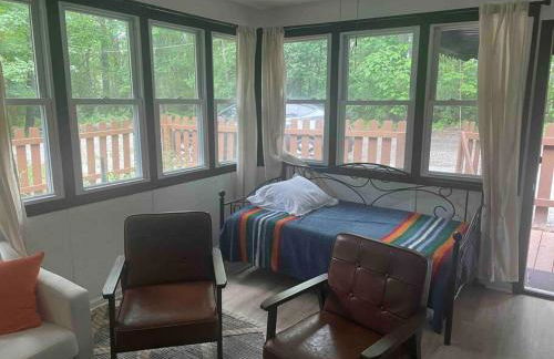 Black Cabin Getaway in Woods I Valpo - Foto 22