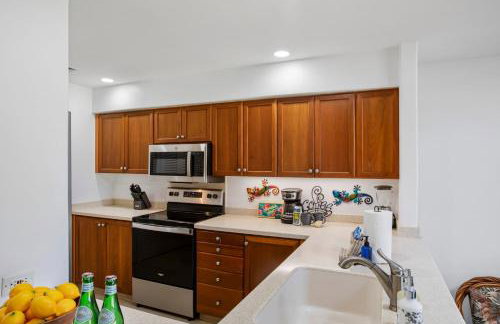 Kaanapali Royal Ocean View 2 BR Sleeps 8 Perfect for Couples Complimentary Car with 6 Nights KRO-G201 by KBM - Foto 30