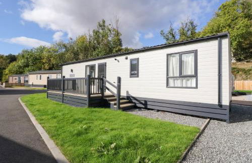 Altair Lodge - Photo 1