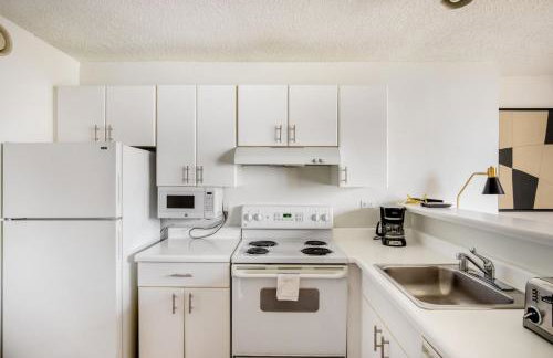 Streeterville Studio w Gym Pool nr Navy Pier CHI-445 - Photo 22