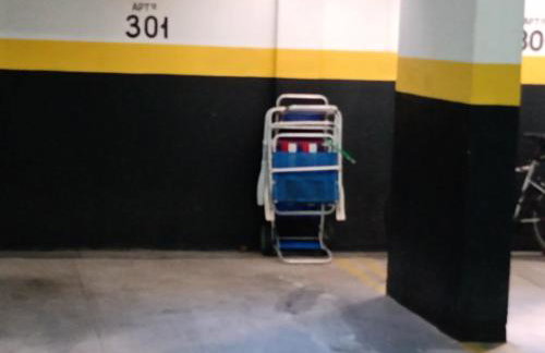 Edf Gil Nogueira-Praia Morro-Guarapari-3º Andar-APTO FTE-SOL MANHA-Piscina-Sauna-02 quartos com Ar -TV Tela Plana-Wi-Fi-Varanda Gourmet -Tela de Proteção - Purificador Água-Airfray-Dois elevadores-01 Garagem-Portaria 24 horas-50 mts da Praia do Morro - Photo 17