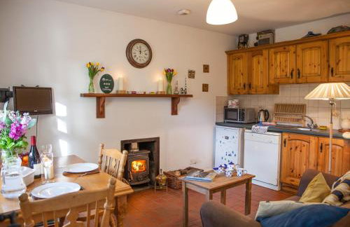 Mr McGregors' Cottage - Photo 4