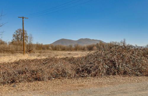 Clear Lake Gem on Canal with Dock Dogs Welcome! - Foto 37