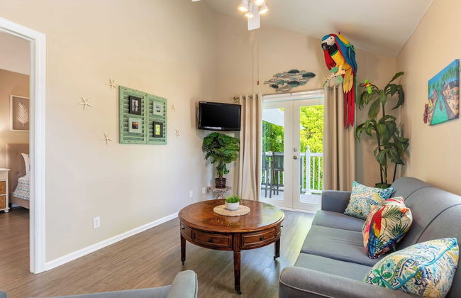 Parrot Perch by Avantstay Old Town Key West w/ Shared Pool Week Long Stays Only - Foto 6