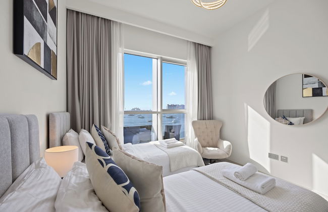 YOUR STAY Apartments Luxury Beachfront Living - Photo 13