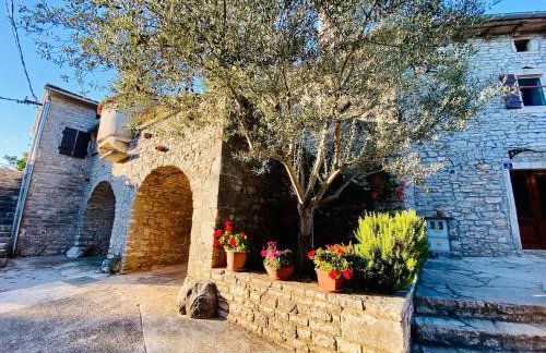 Authentic stone house Miro - Foto 1