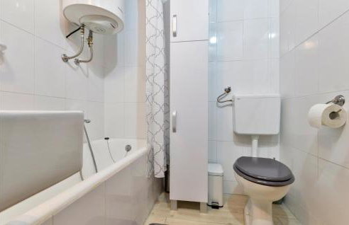 2 Bedroom Lovely Home In Vinica Breg - Foto 28