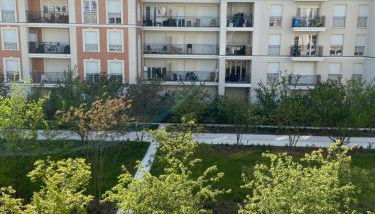 BEAU STUDIO NEUF AVEC TERRASSE - Foto 2