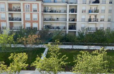 BEAU STUDIO NEUF AVEC TERRASSE - Foto 2