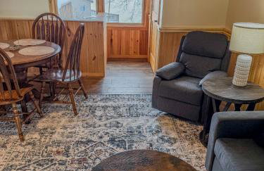 Luxury Waterfront Retreat on Black Lake - Foto 37