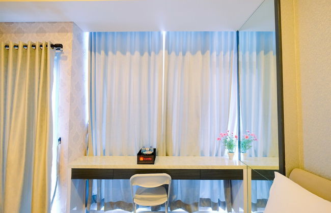 Best Price Studio Apartment at Capitol Park Residence - Photo 12