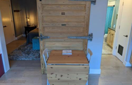 Condo at The Commons - Foto 9